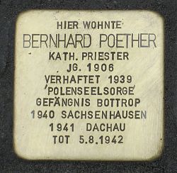 Stolperstein für Bernhard Poehter vor dem Haus Am Klosterwald 3