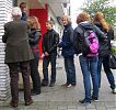 Das Jugendforum Hiltrup erffnet seinen Briefkasten am Info-Punkt