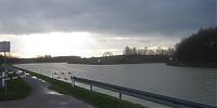 Die 12 am Wasser
