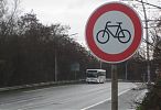 Ein Radweg ber die Brcke