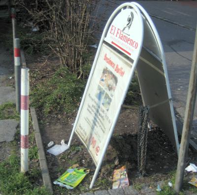 Restaurant-Werbung im Mll